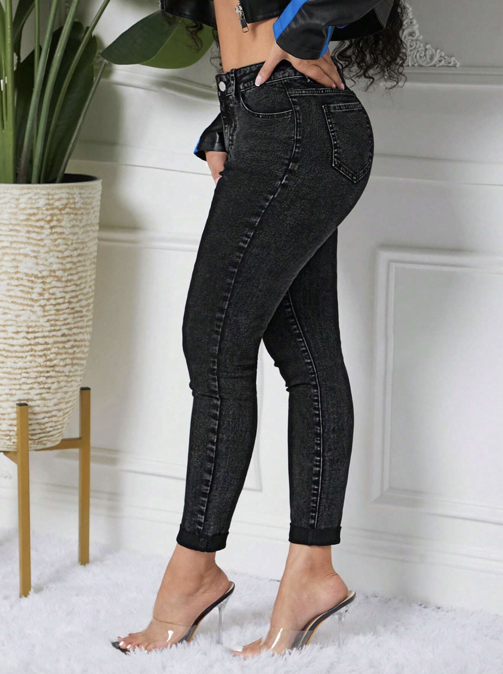 Casual Washed Slim Fit Cropped Jeans