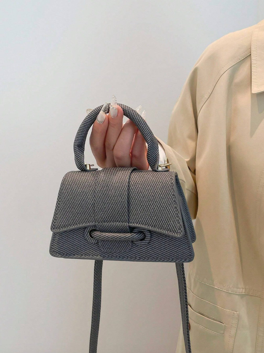 Fashionable Mini Versatile Handbag