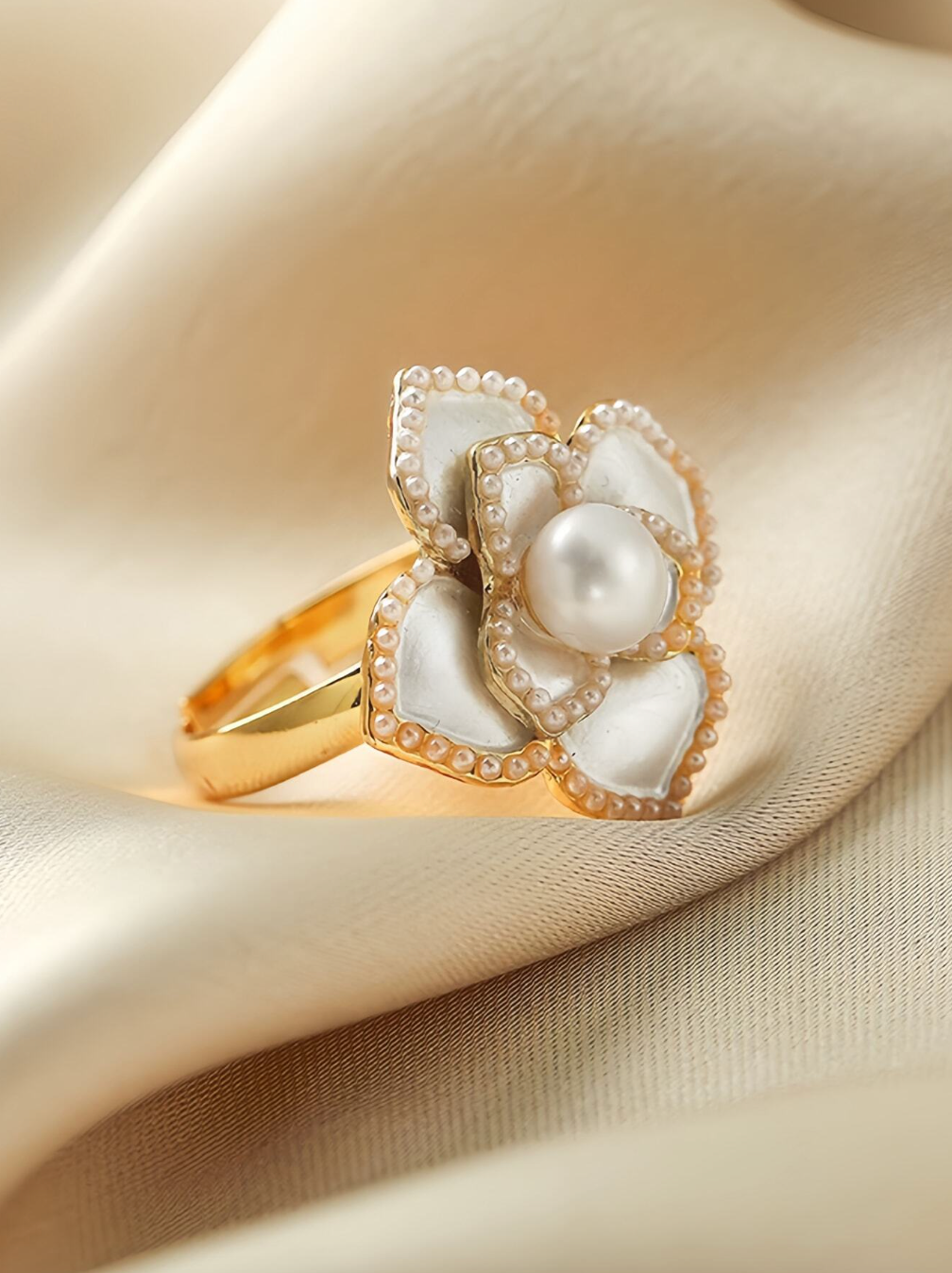 4pcs Luxury Faux Pearl Flower & Petal Design Necklace, Earrings, And Ring Set