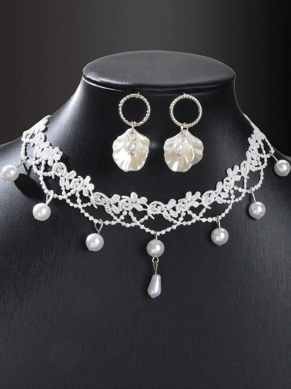 3pcs White Lace Hollow Flower Choker Necklace and Shell Stud Earrings
