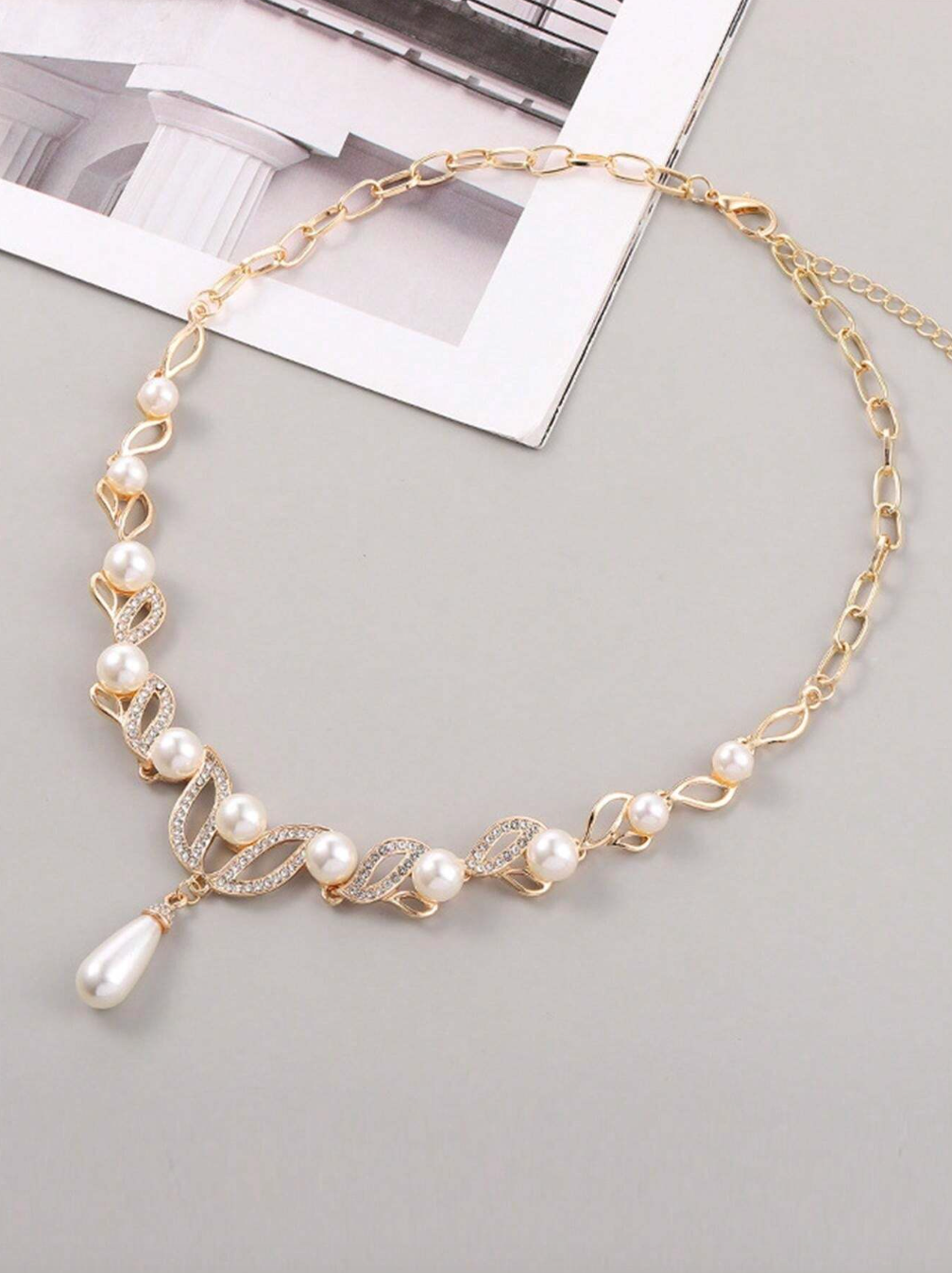 Pearl Necklace Earrings Set