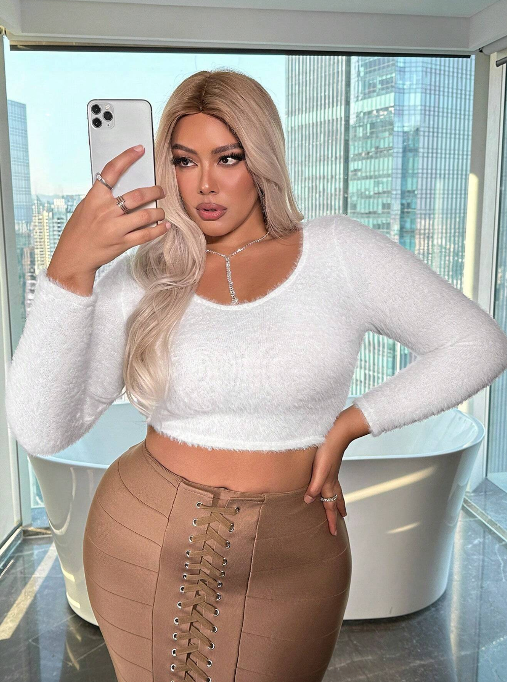 Plus Size Long Sleeve Plush Cropped Sweater T-Shirt