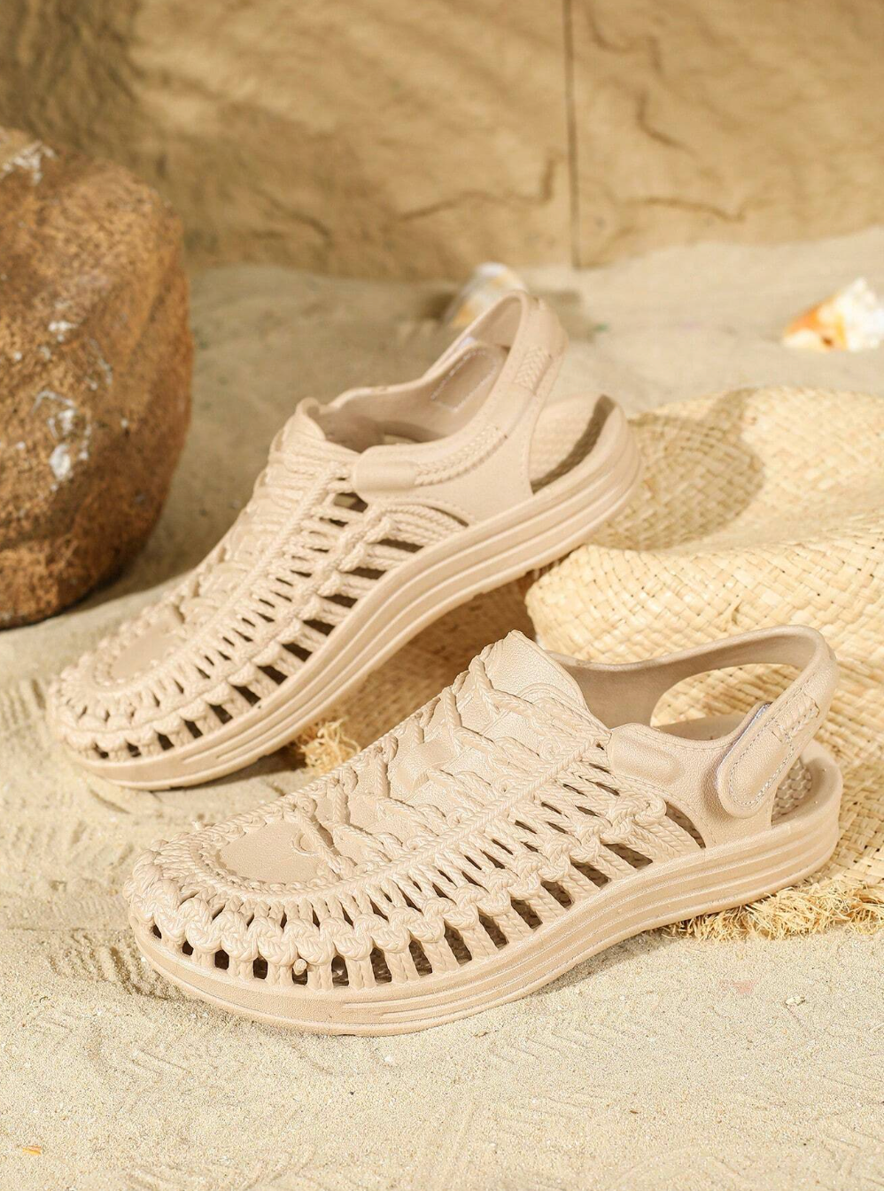 Flat Outdoor Sandals