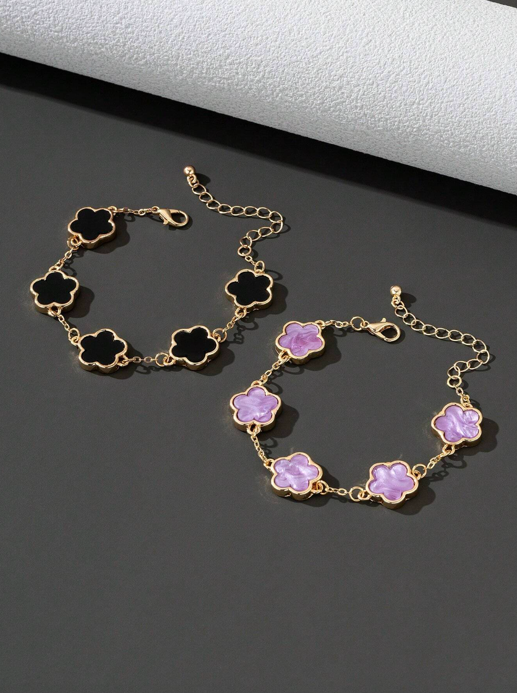 2pcs/Set Fashionable Classic Black And Purple Shamrock Bracelet