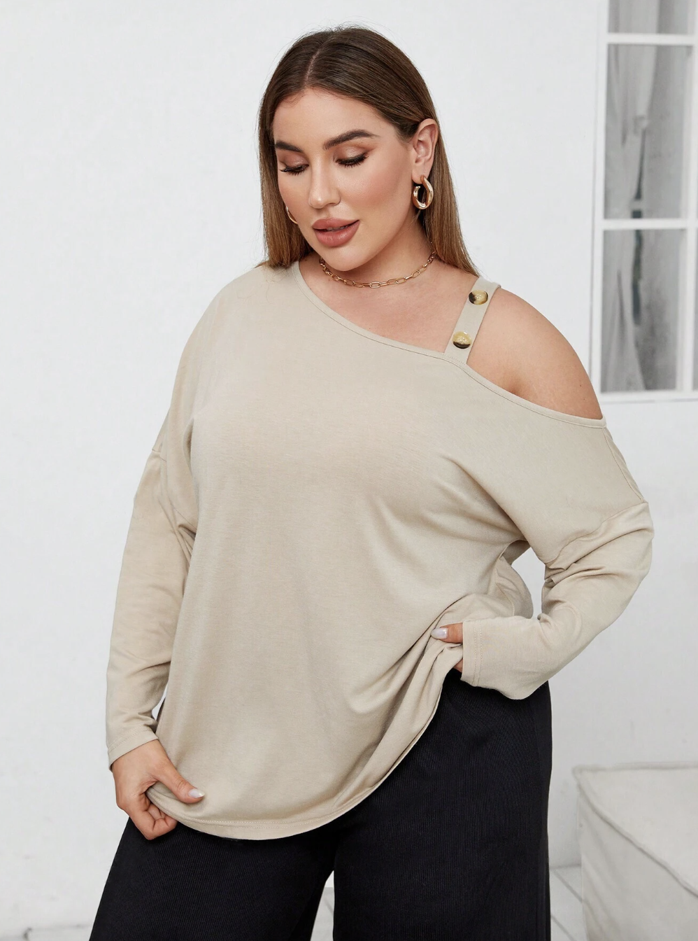 Plus Size Oatmeal Open Shoulder Full Sleeve  T-shirt