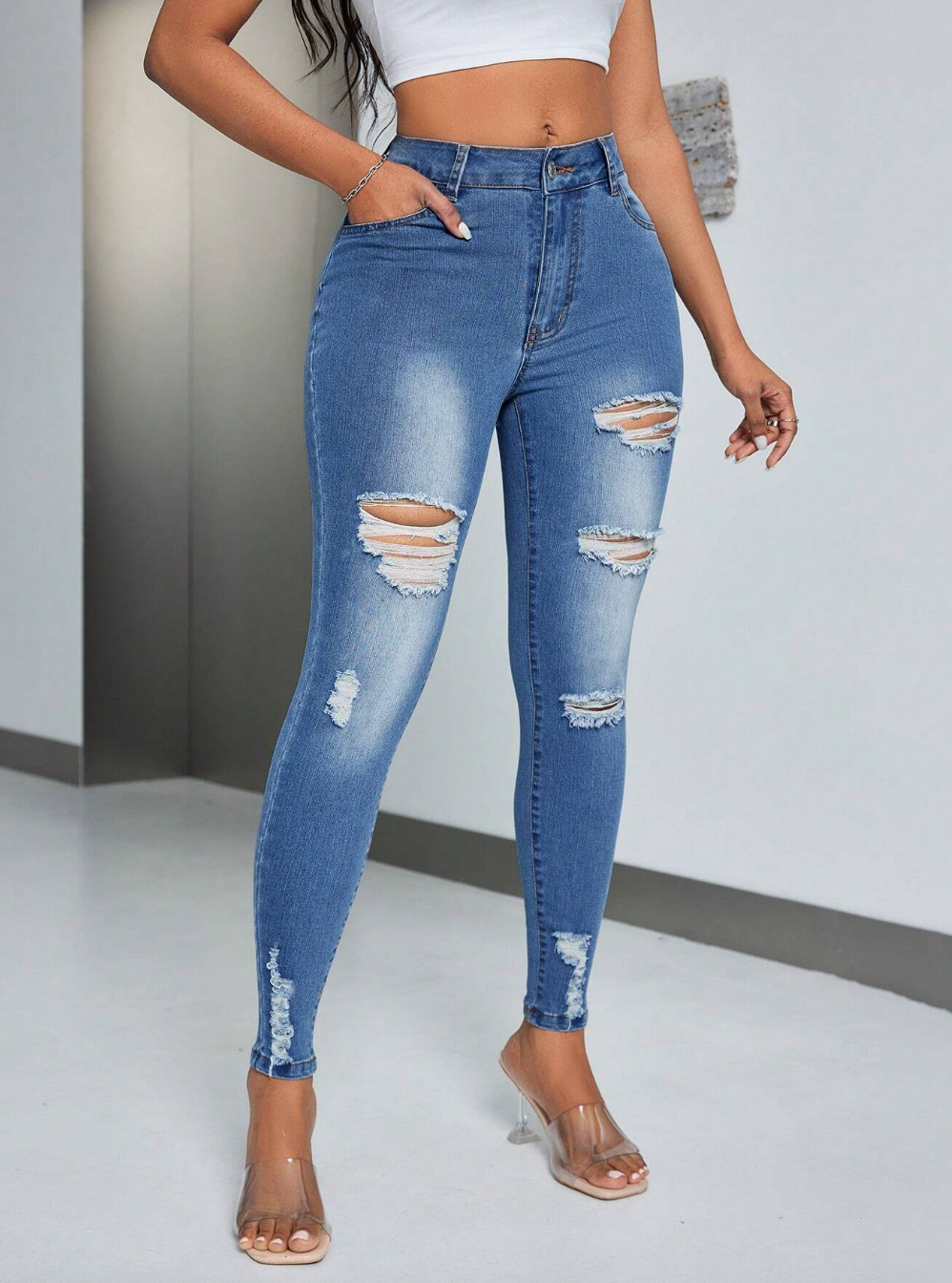 Ripped Skinny Jeans