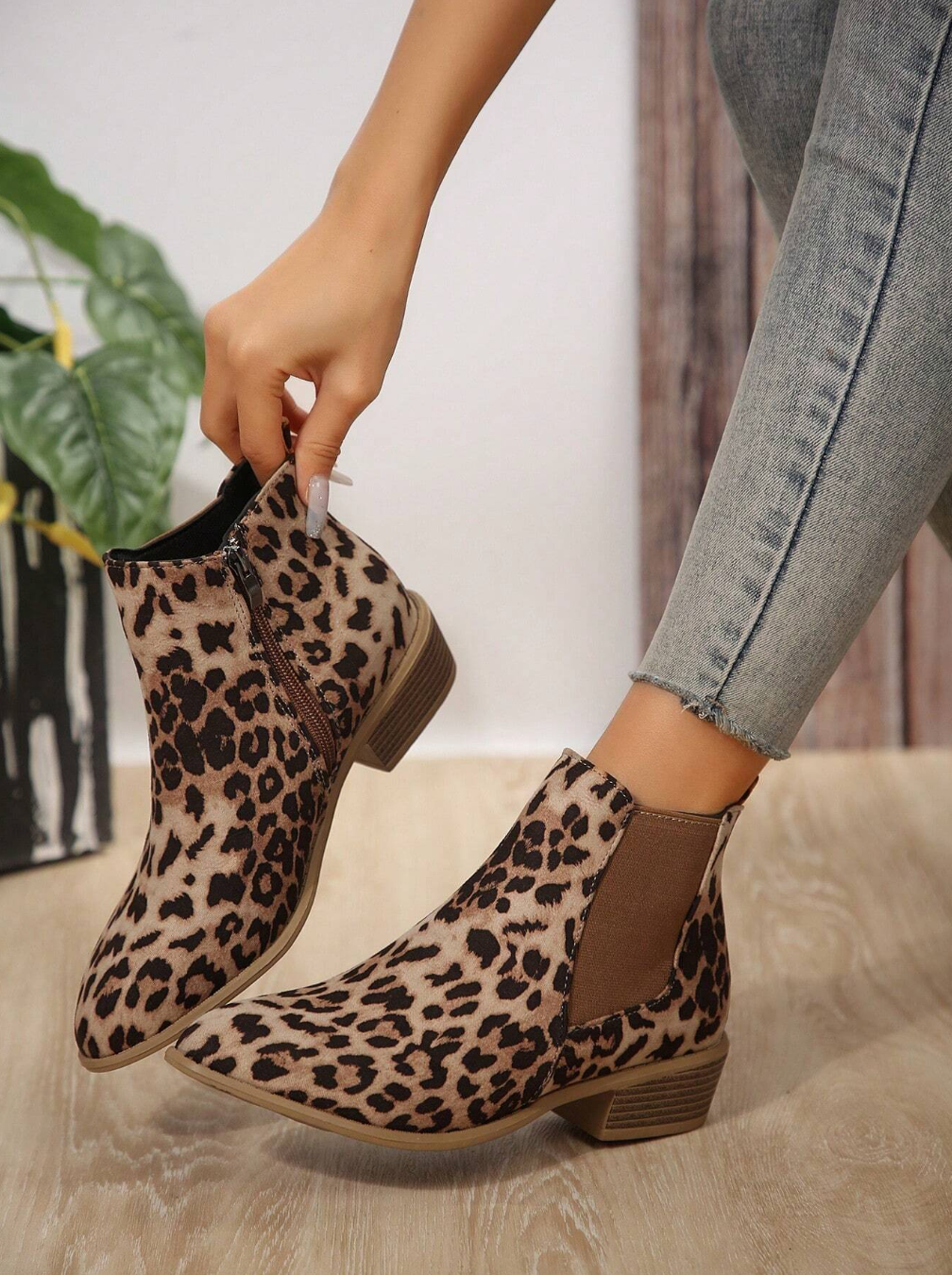 Leopard Print Pointed Toe Side Zipper Ankle Boots