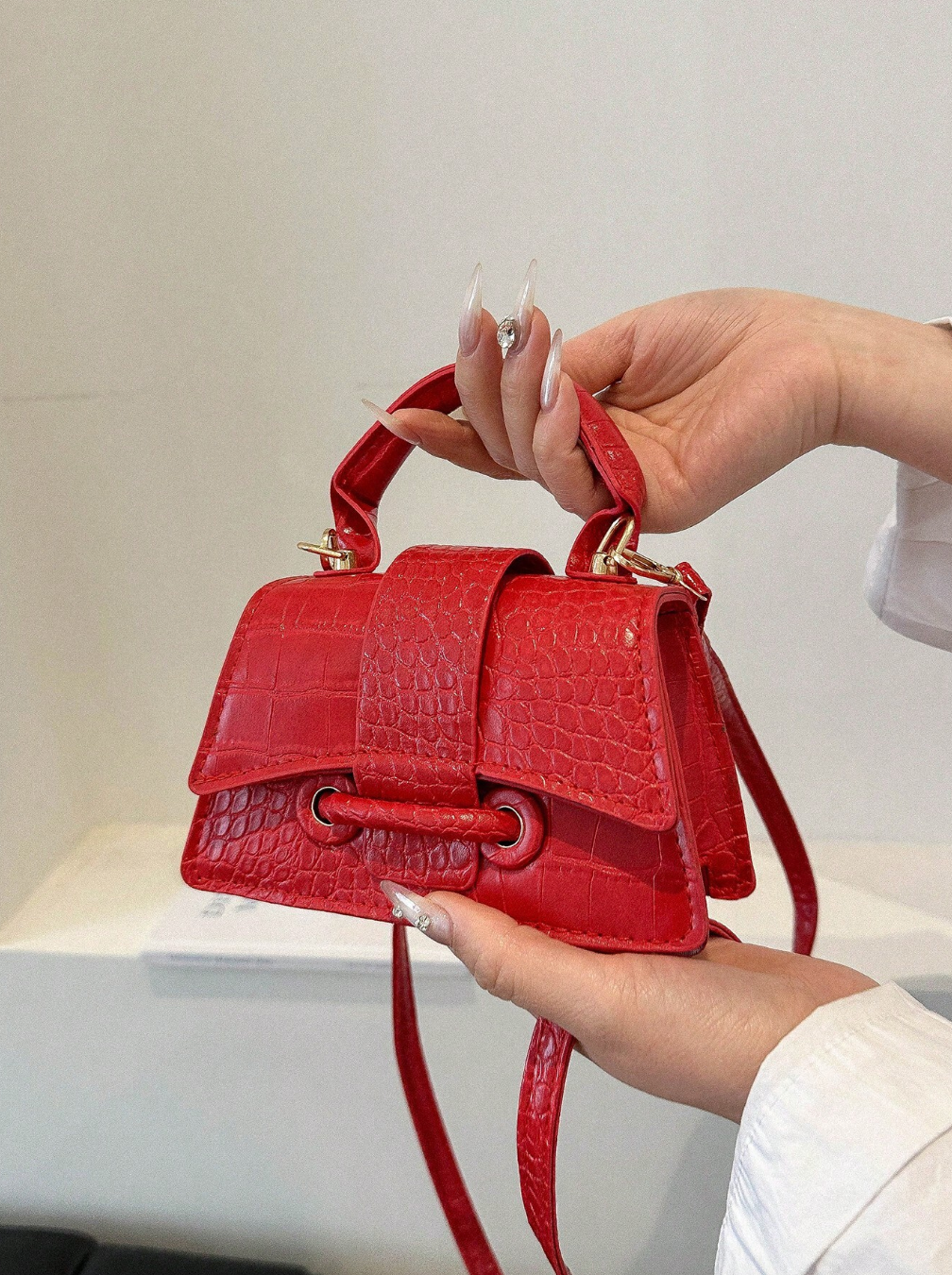 Fashionable Mini Versatile Handbag