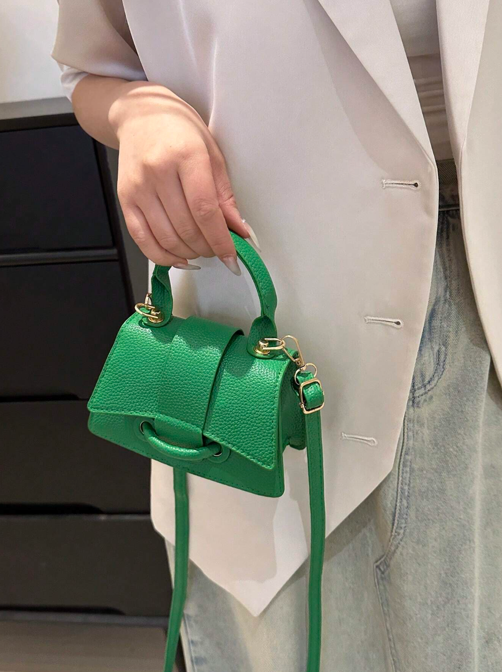 Fashionable Mini Versatile Handbag